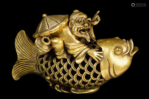 [Chinese] A Brass Fisherman on Big Fish Incense Burner