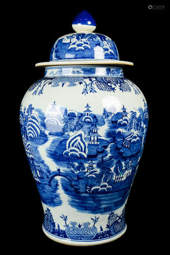 [Chinese] A Large Blue and White Porcelain General Jar with Landscape Pattern