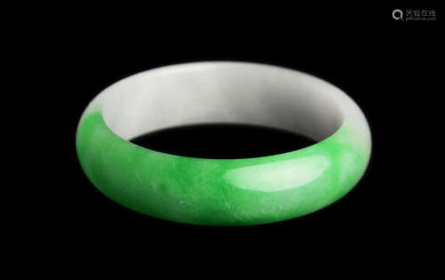 59.36g Jadeite Bangle