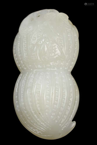 [Chinese] A Hotan (Hetian) White Peanut Shape Hand Ornament