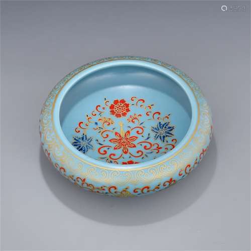 A Chinese Enamel Glazed Porcelain Brush Washer