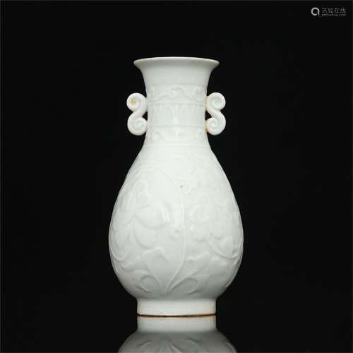 A Chinese Hutian-Type Celadon Glazed Porcelain Vase