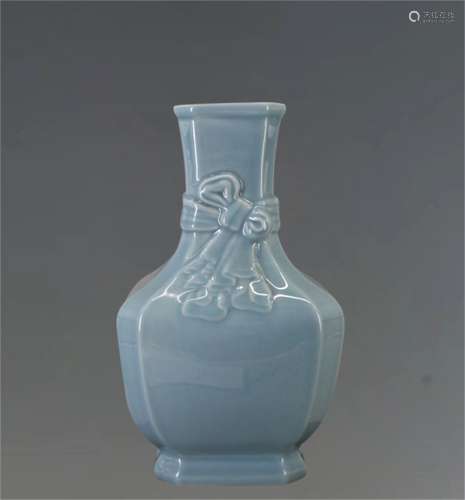A Chinese Blue Glazed Porcelain Vase