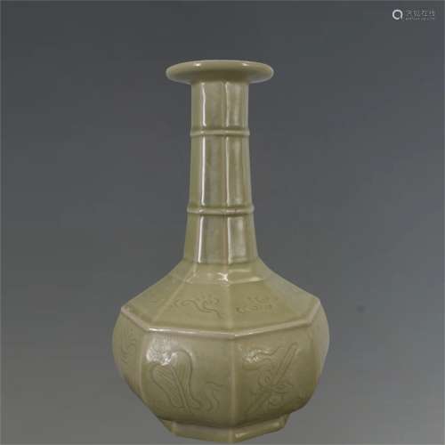 A Chinese Yue-Type Glazed Porcelain Vase