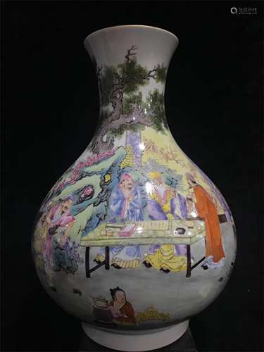 A Chinese Famille-Rose Porcelain Vase