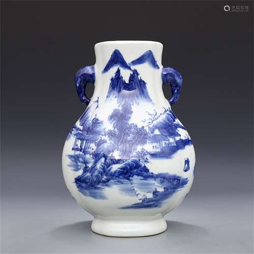 A Chinese Blue and White Porcelain Vase