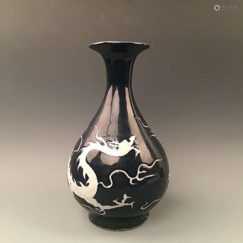 Chinese Blue and White Dragon Vase