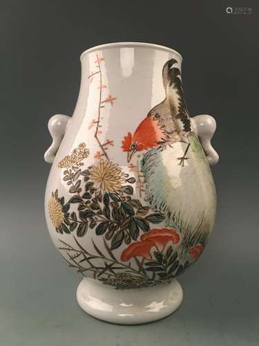 Chinese Famille Rose Flower and Chicken Vase