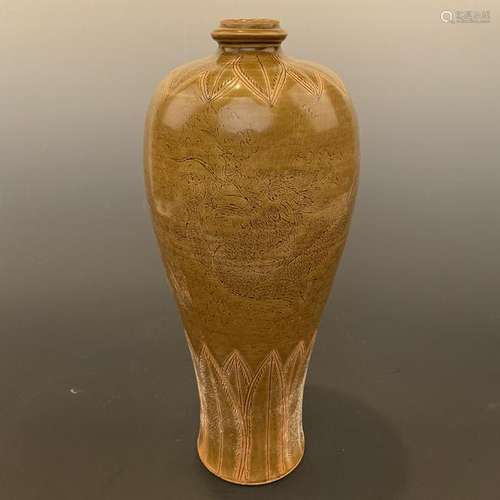 Chinese Brown Glazed Engraved Vase