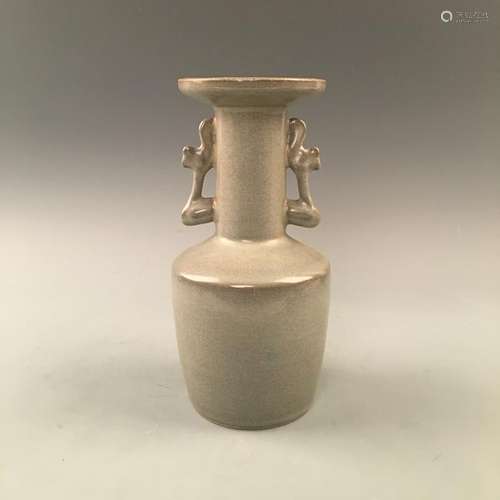 Chinese Guan Ware Vase