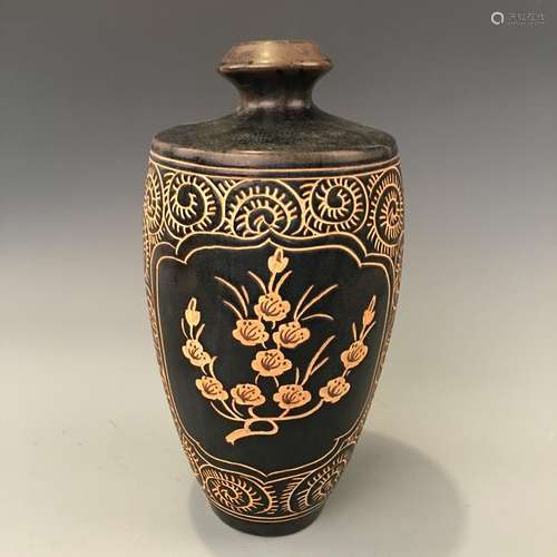 Chinese Jizhou Kiln Engraving Vase