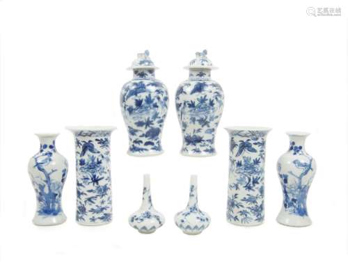 19th century Four pairs of Kangxi-style blue and white vases