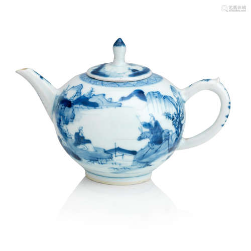 18th century A blue and white export teapot and cover