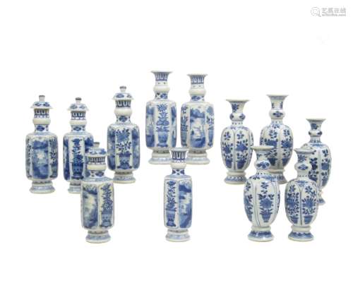 Kangxi period A collection of blue and white miniature vases from the Vung Tao shipwreck
