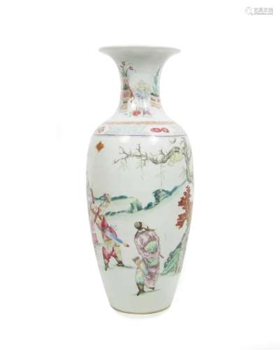 19th century A famille rose vase