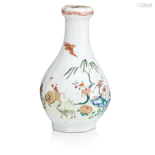 18th century A famille rose octagonal garlic-head vase