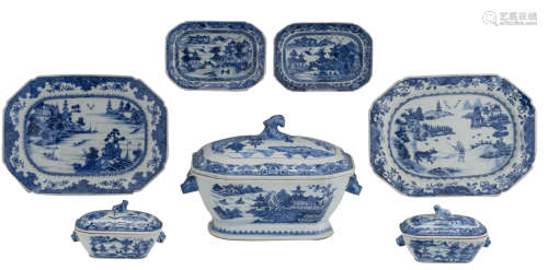 A Chinese Nanking export porcelain tureen, decorated with a pavilion in a mountainous river landscape, paired with pig's head handles and the cover with a Fu lion knob; added: two ditto tureen sets and two trays, 18thC, H 10,5 - 22,5 - W 16,5 - 33,5 - D 10,5 - 24,5 cm