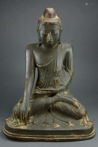Large Burmese, Mandalay Style, Bronze Seated Buddha