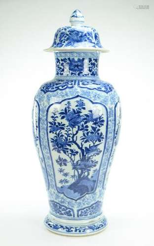 Large Kangxi Blue and White Porcelain Covered Vase