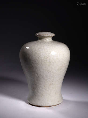 A  QING  DYNASTY   GE  GLAZE  PLUM  VASE