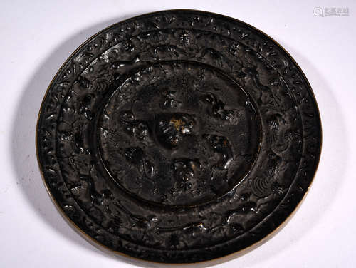 A  TANG  DYNASTY SEA-BEAST  GRAPE  MIRROR