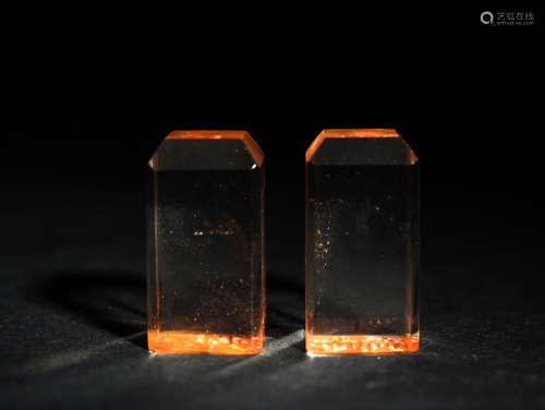 TWO   CRYSTAL  SEAL  BY  FENG  ZICAI,IN  THE    QING  DYNASTY