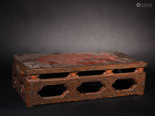 A  SQUARE FLOWERS   CARVED   TABIE  PAINTED   WITN  LACPUER  IN   QING  DYNASTY