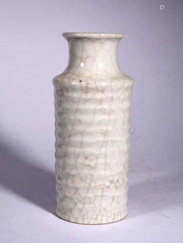 A  GE  GLAZE  DAZZLE  GRAIN   BOTTLE,FROM  YUAN  DYNASTY  TO  EARLY  MING   DYNASTY