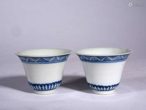 A   PAIR  OF  BLUE AND   WHITE  CUPS  IN  THE  REPUBLIC   OF   CHINA