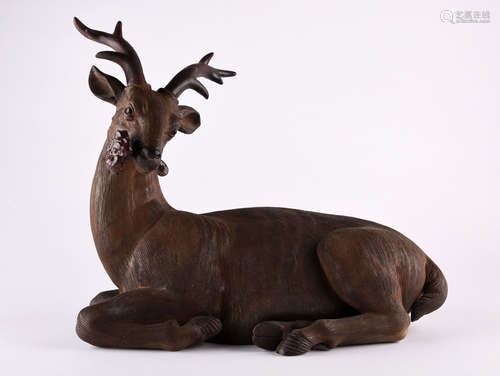 A  QING  DYNASTY  PURPLE  SAND  DEER