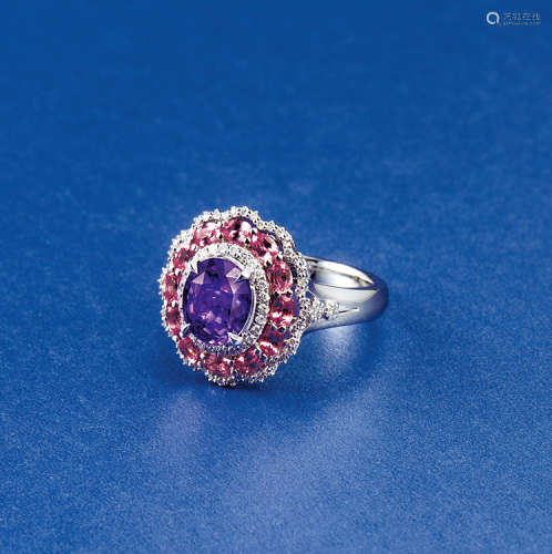 2.27克拉天然斯里兰卡紫色蓝宝石配18K白金镶钻石戒指（未经加热处理）