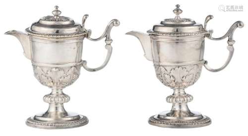 A pair of early 18thC silver ecclesiastical cruets, illegibly marked, with the owners' mark of the St. John's Hospital, H 13 cm - weight 495 g
