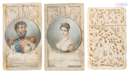 A Chinese ivory calling card case made for the European market, all-over cut in alto-relievo with figures in a garden setting and busy figures on terraces, late 19th - early 20thC, 6,6 x 10,7  cm - weight about 130 g; added: Albanesi D., two first quarter of the 19thC miniature portraits depicting a military couple, one dated 1809, watercolour and ink on ivory, 7 x 12 cm - weight 39 gAdded expertise report according to CITES legislation. For European Community use only.