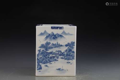 A Chinese Blue and White Porcelain Brush Pot