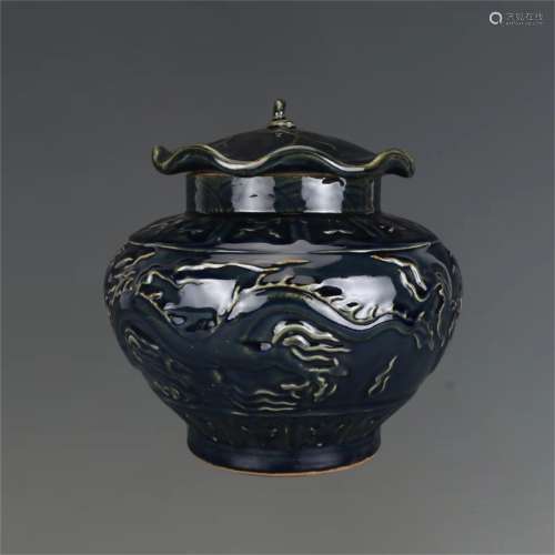 A Chinese Blue Glazed Porcelain Jar with Cover