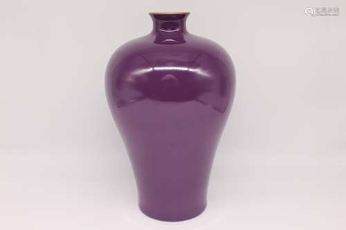 A Chinese Purple Glazed Porcelain Vase