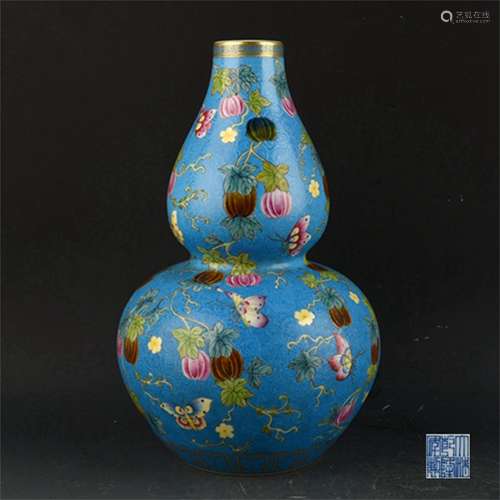 A Chinese Enamel Glazed Porcelain Double Gourd Vase