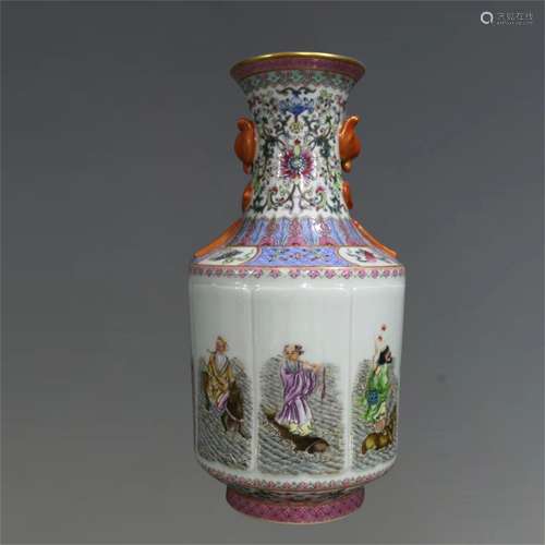 A Chinese Famille-Rose Porcelain Vase