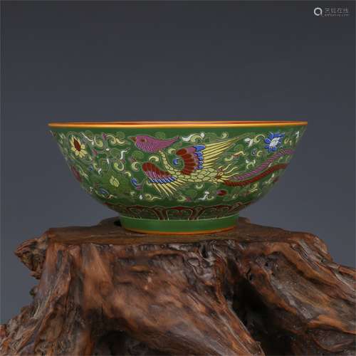 A Chinese Green Ground Famille-Rose Porcelain Bowl