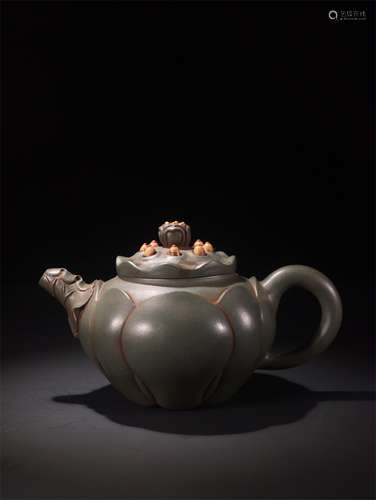 A Chinese Yixing Clay Tea Pot