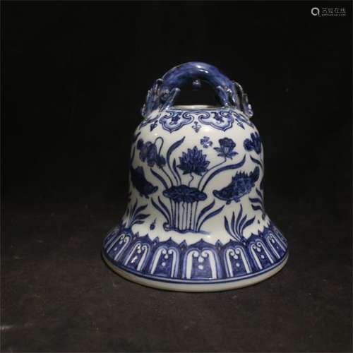 A Chinese Blue and White Porcelain Bell