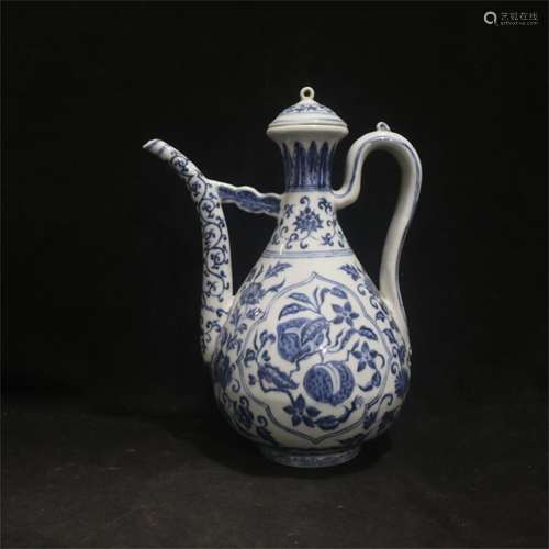 A Chinese Blue and White Porcelain Wine Pot