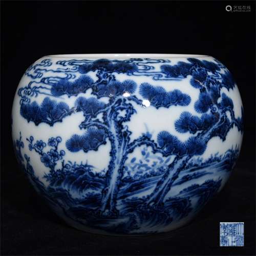 A Chinese Blue and White Porcelain Jar