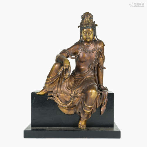 GILT BRONZE BUDDHA OF SEATED GUANYIN