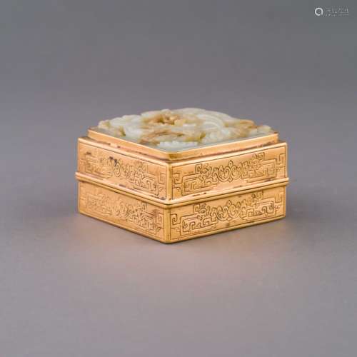 QING GILT BRONZE & JADE MEDALLION TRINKET BOX