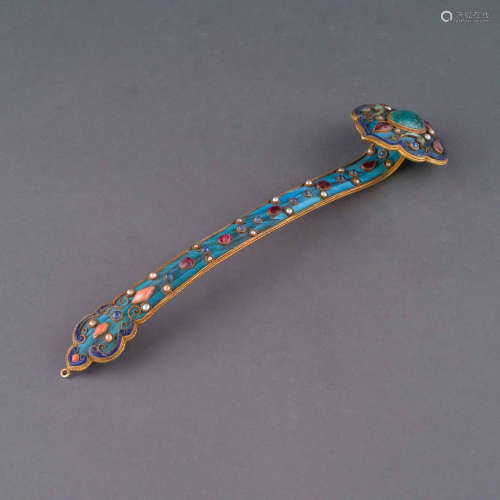 GILT SILVER FILIGREE KINGFISHER AND STONES INLAID RUYI SCEPTER