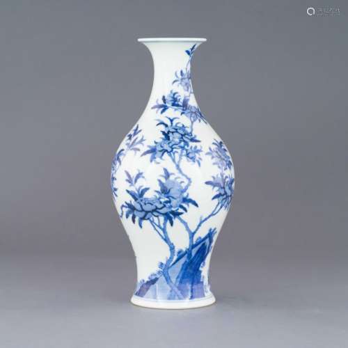 YONGZHENG BLUE & WHITE CAMELIA MOTIF WILLOW VASE