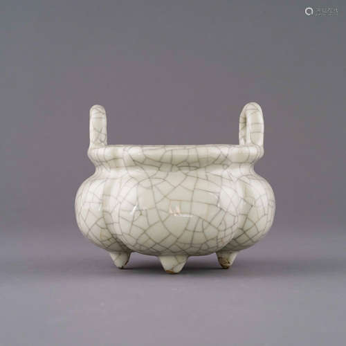 QIANLONG GE WARE PORCELAIN CENSER