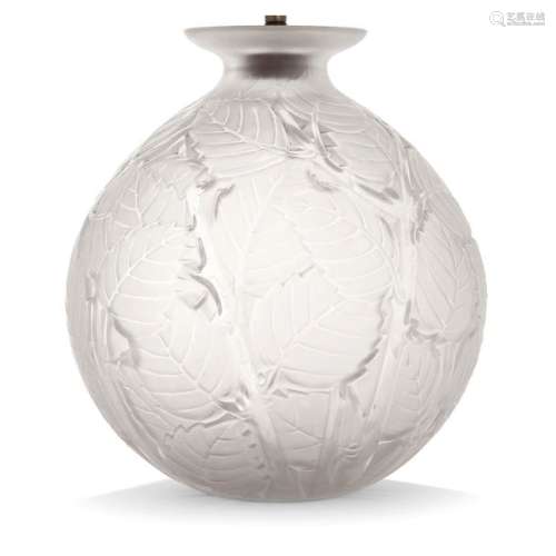 RENÉ LALIQUE (1860 1945) Vase \