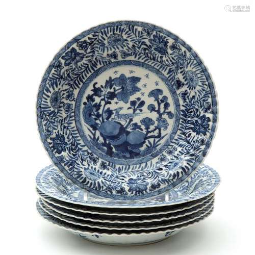 Six ribbed blue and white birds and flowers plates…